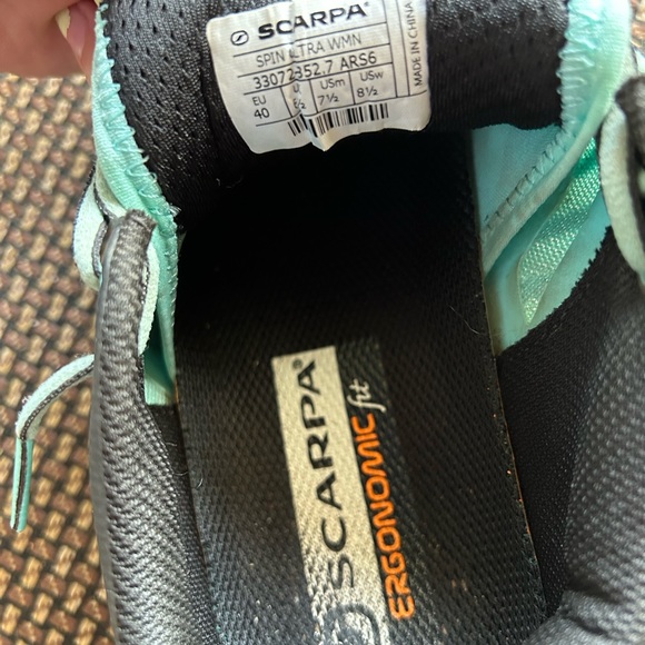 Scarps women’s hiking shoes - Picture 6 of 6